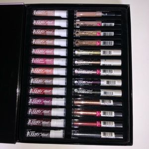 PR box ✨ Wet N Wild liquid lipstick & eyeshadows